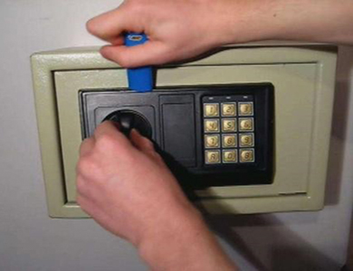 成武24小时上门开锁公司